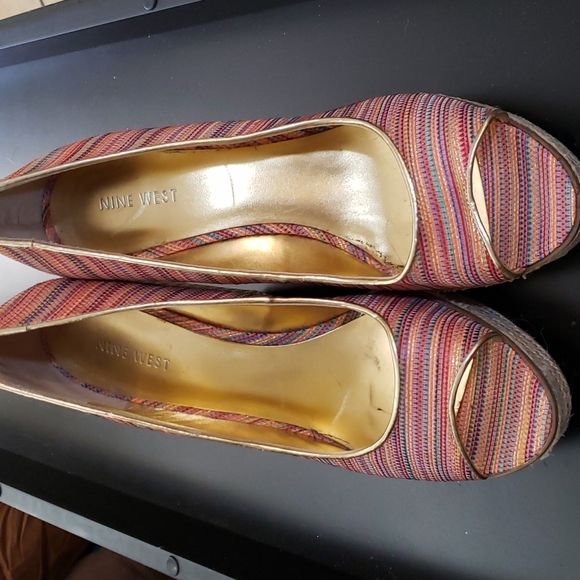 Nine West Striped Espadrille Wedges Size 10 - Picture 1 of 7